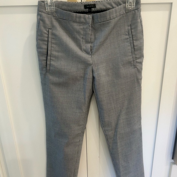 Theory Houndstooth cropped Pants size 0. Zipper pockets! Excellent condition - Picture 1 of 5